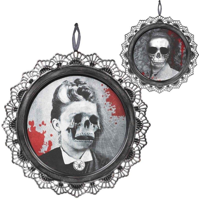 Dark Manor Portrait Metal Hanging Signs Halloween Prop